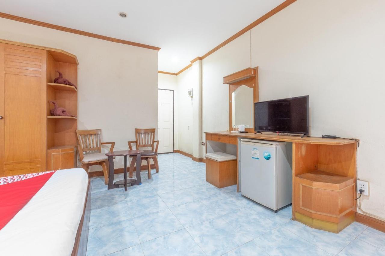 Oyo 1125 Chokdee Inn Pattaya Ngoại thất bức ảnh