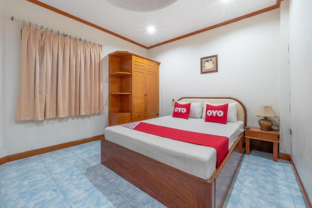 Oyo 1125 Chokdee Inn Pattaya Ngoại thất bức ảnh