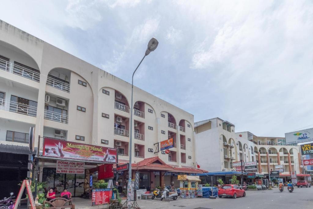 Oyo 1125 Chokdee Inn Pattaya Ngoại thất bức ảnh