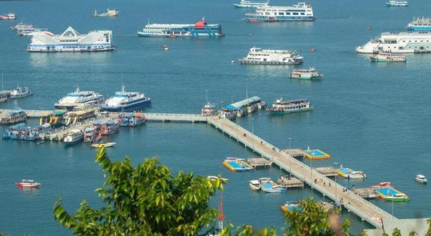Oyo 1125 Chokdee Inn Pattaya Ngoại thất bức ảnh