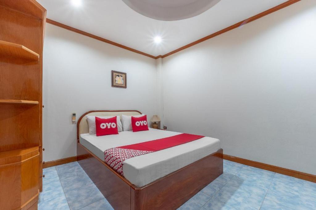 Oyo 1125 Chokdee Inn Pattaya Ngoại thất bức ảnh